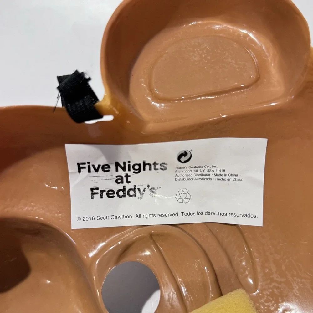 NEW Five Nights At Freddy's Freddy Adult Plastic 1/2 Mask 2016 Rubies Cosplay